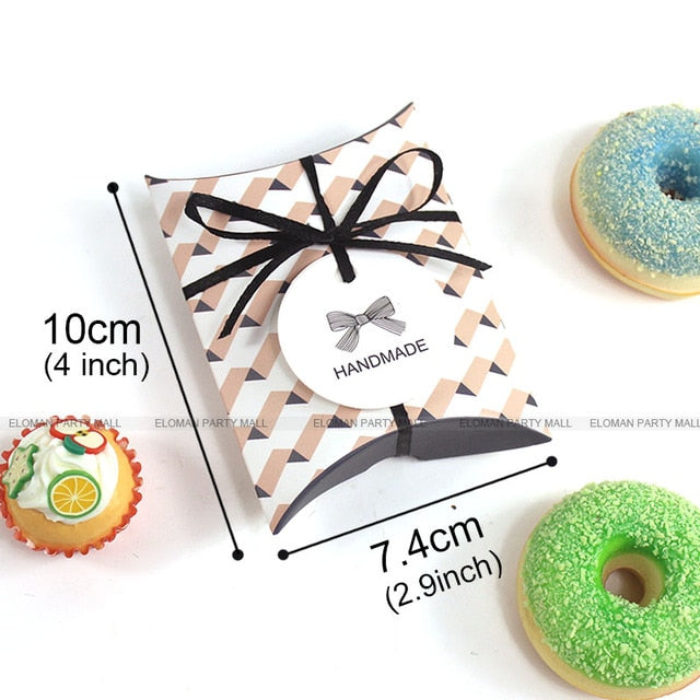 Flamingo pillow box