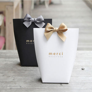 5pcs Upscale Black White Bronzing "Merci" Candy Bag