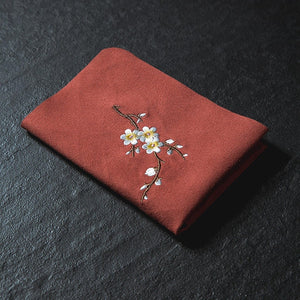 Vintage Embroidered Tea Napkins Cloth